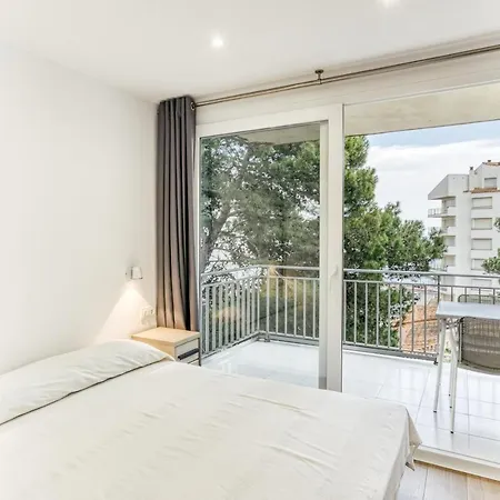 Pedrera 2 Apartment
